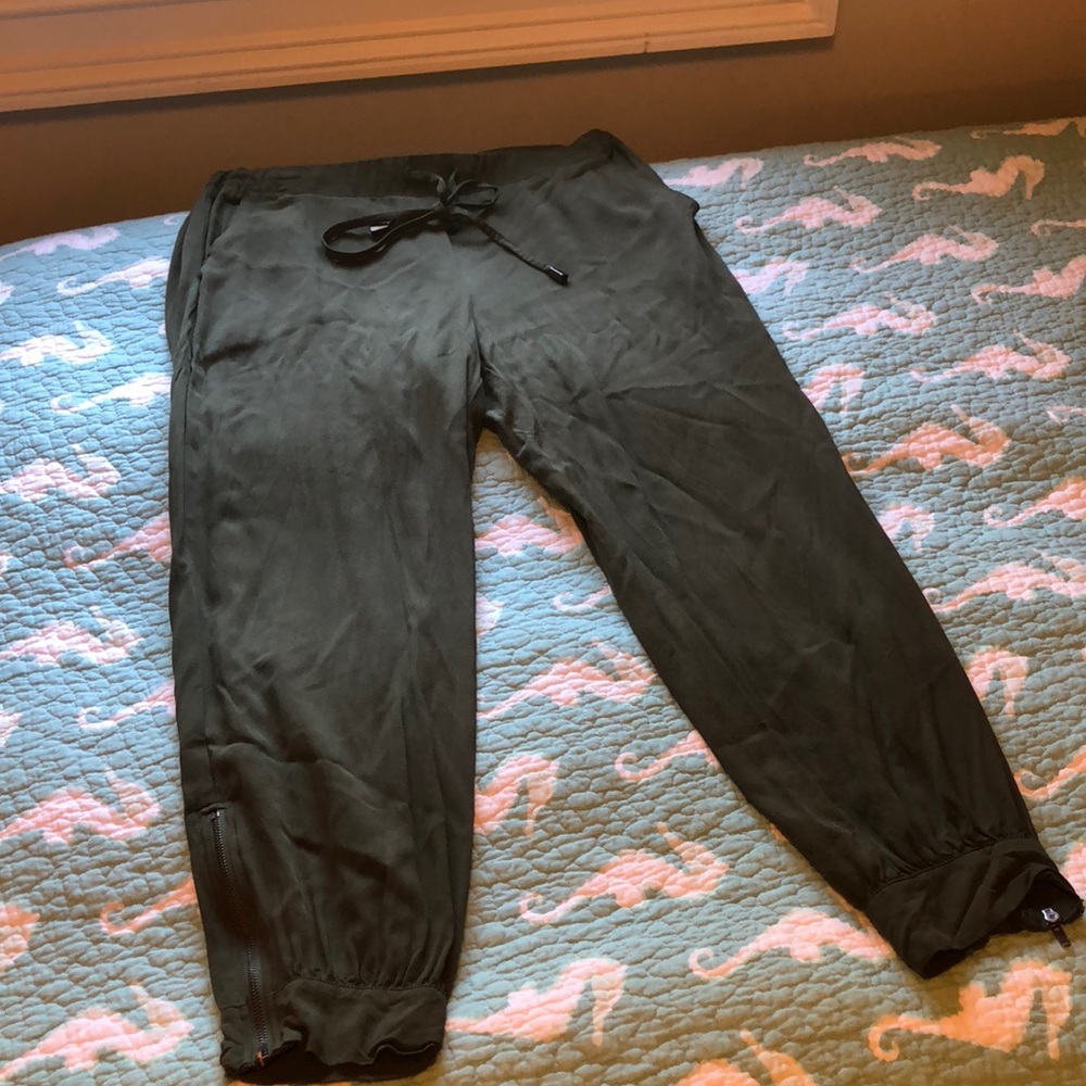 Army green lightweight pants!